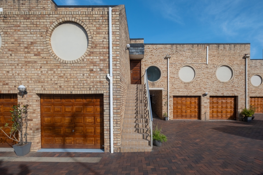 4 Bedroom Property for Sale in Umhlanga KwaZulu-Natal