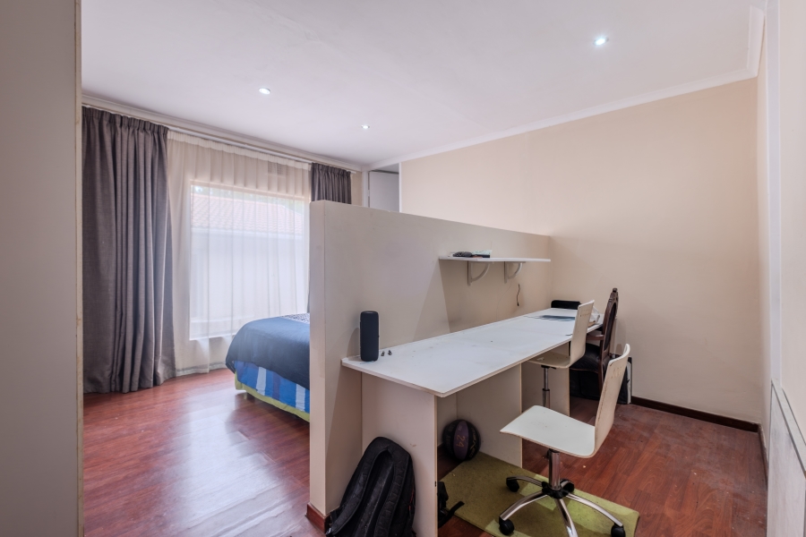 4 Bedroom Property for Sale in Herrwood Park KwaZulu-Natal