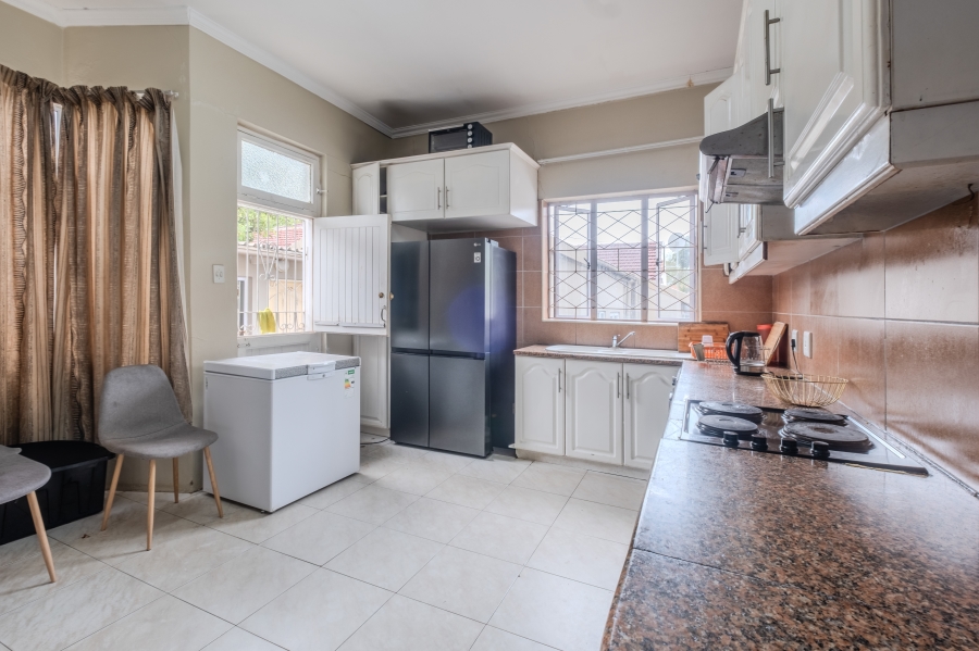 To Let 3 Bedroom Property for Rent in Athlone KwaZulu-Natal