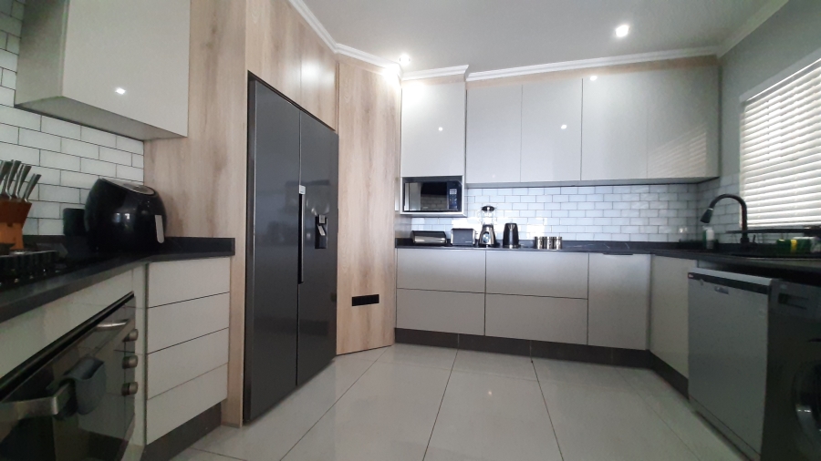 4 Bedroom Property for Sale in Simbithi Eco Estate KwaZulu-Natal