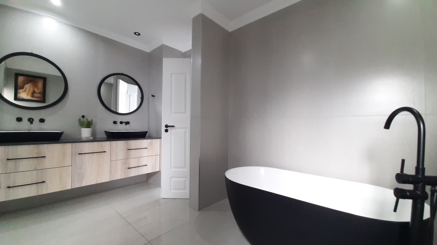 4 Bedroom Property for Sale in Simbithi Eco Estate KwaZulu-Natal