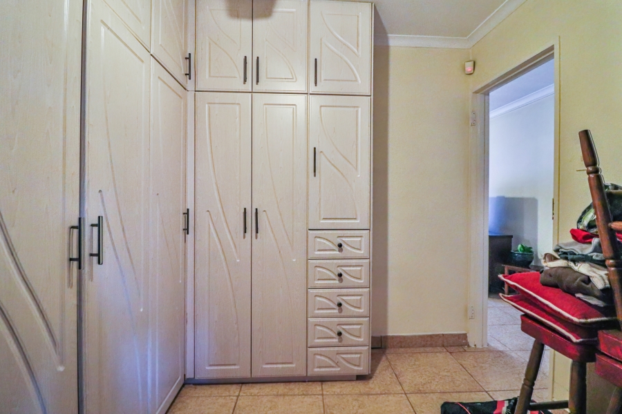 3 Bedroom Property for Sale in Bombay Heights KwaZulu-Natal