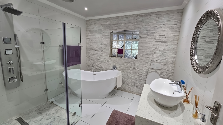 3 Bedroom Property for Sale in Howick West KwaZulu-Natal