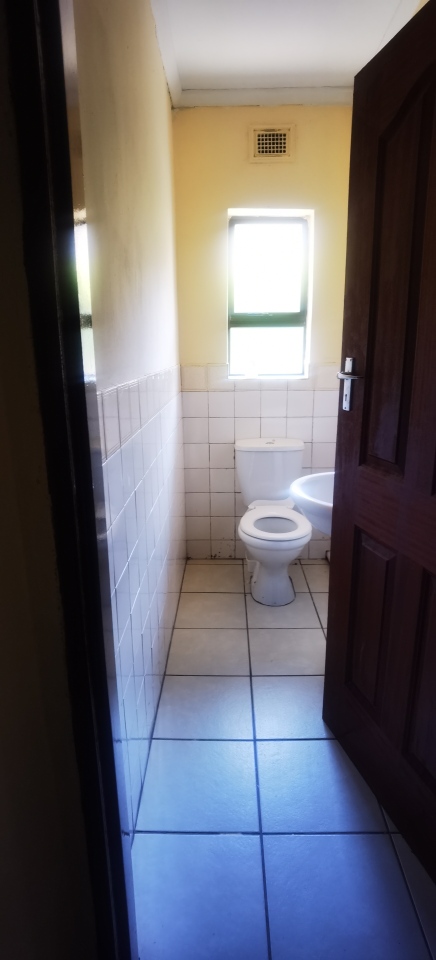 To Let 5 Bedroom Property for Rent in Howick West KwaZulu-Natal