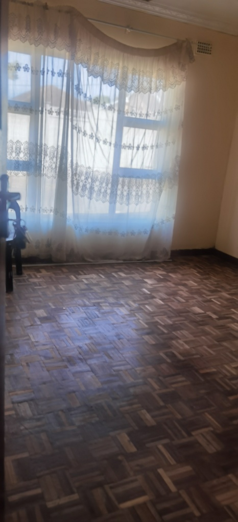 To Let 5 Bedroom Property for Rent in Howick West KwaZulu-Natal