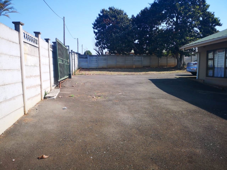 To Let 5 Bedroom Property for Rent in Howick West KwaZulu-Natal