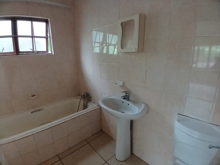 To Let 2 Bedroom Property for Rent in Summerveld KwaZulu-Natal