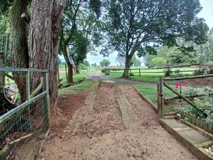 To Let 2 Bedroom Property for Rent in Summerveld KwaZulu-Natal