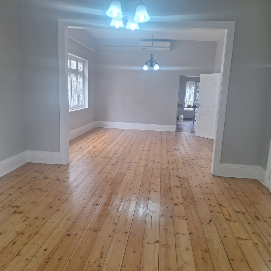 To Let 2 Bedroom Property for Rent in Essenwood KwaZulu-Natal