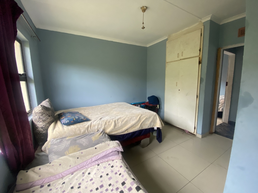 4 Bedroom Property for Sale in Kwamashu KwaZulu-Natal