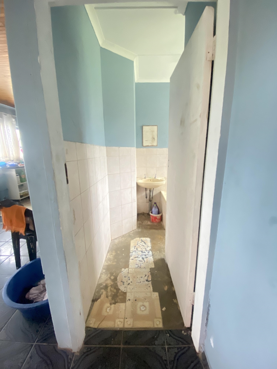 4 Bedroom Property for Sale in Kwamashu KwaZulu-Natal