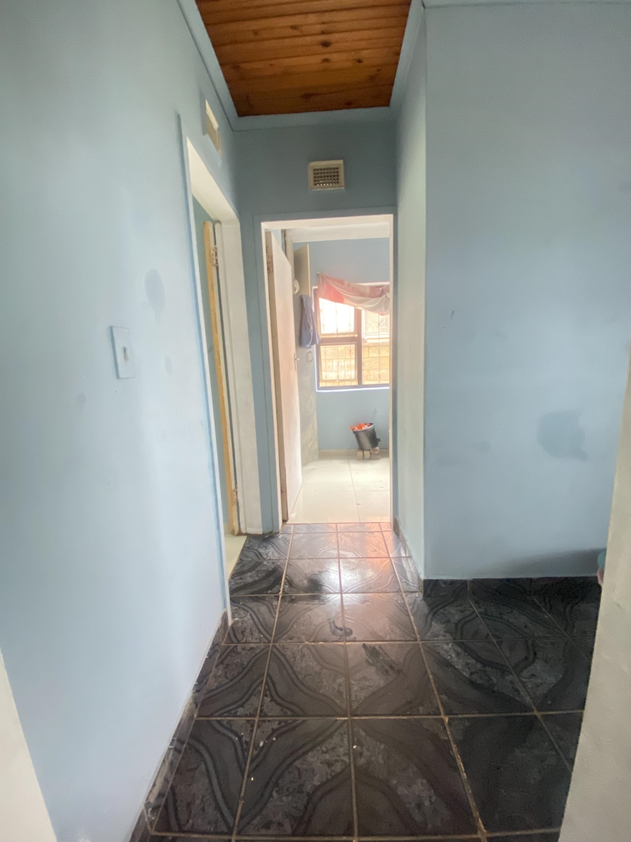 4 Bedroom Property for Sale in Kwamashu KwaZulu-Natal
