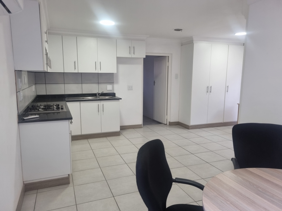 To Let 1 Bedroom Property for Rent in Durban North KwaZulu-Natal