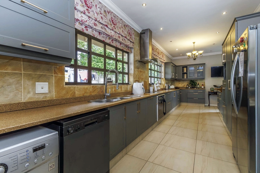 5 Bedroom Property for Sale in Westville Central KwaZulu-Natal