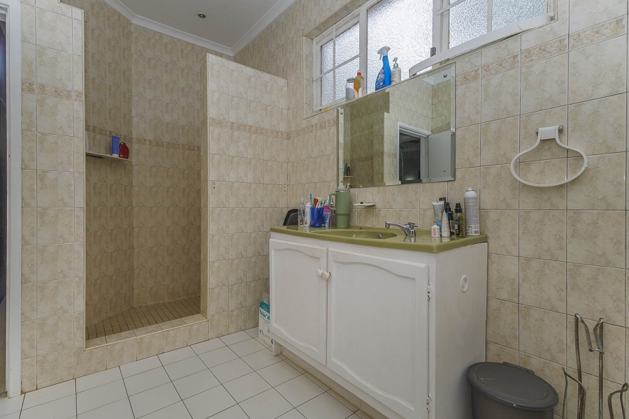 5 Bedroom Property for Sale in Westville Central KwaZulu-Natal