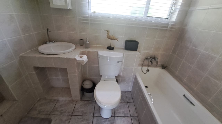 To Let 4 Bedroom Property for Rent in Meer En See KwaZulu-Natal