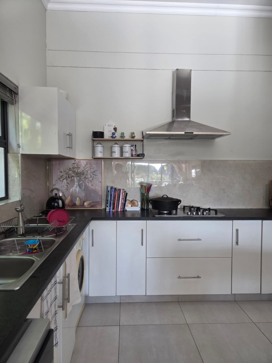 3 Bedroom Property for Sale in Palm Lakes Estate KwaZulu-Natal