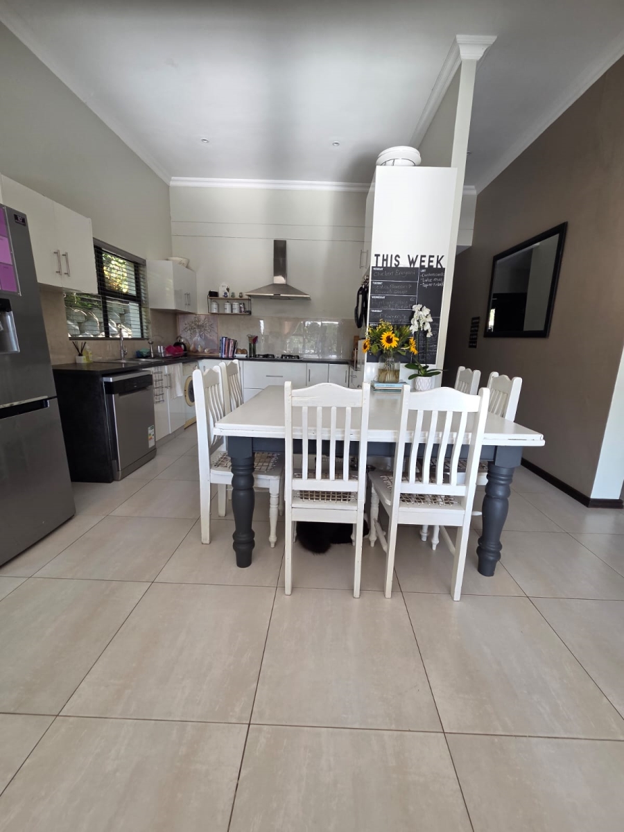 3 Bedroom Property for Sale in Palm Lakes Estate KwaZulu-Natal