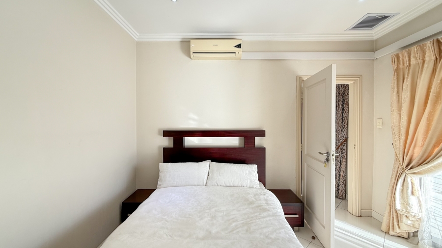 5 Bedroom Property for Sale in Westville Central KwaZulu-Natal