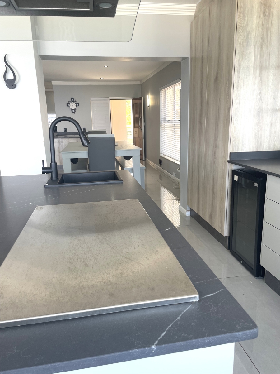 To Let 4 Bedroom Property for Rent in Simbithi Eco Estate KwaZulu-Natal