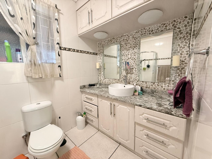 3 Bedroom Property for Sale in Arborpark KwaZulu-Natal