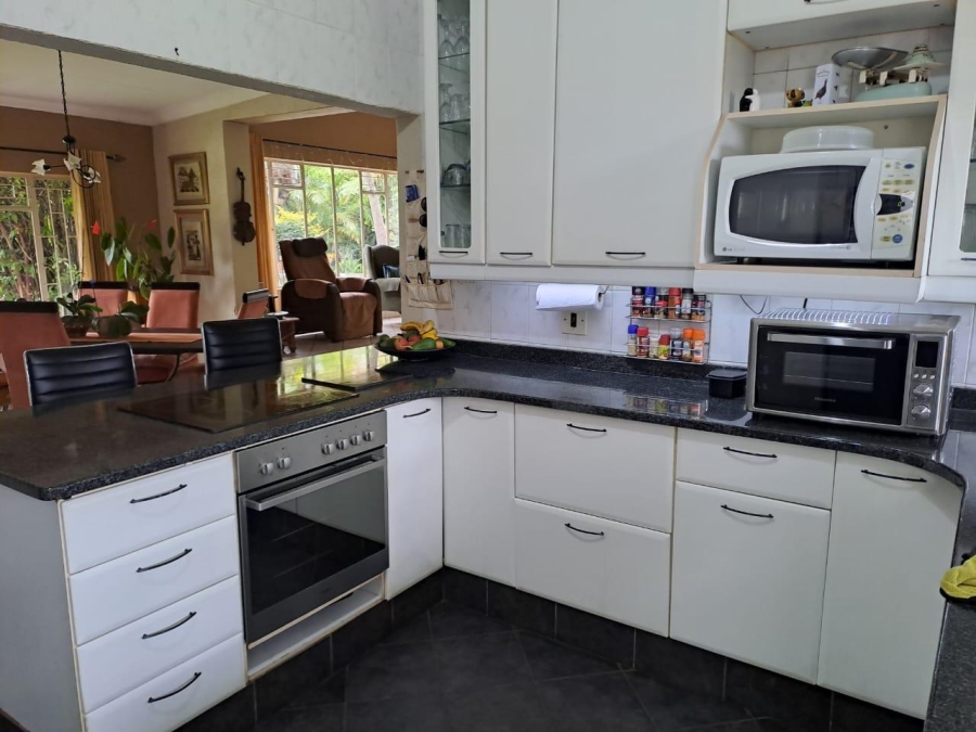 3 Bedroom Property for Sale in Aviary Hill KwaZulu-Natal