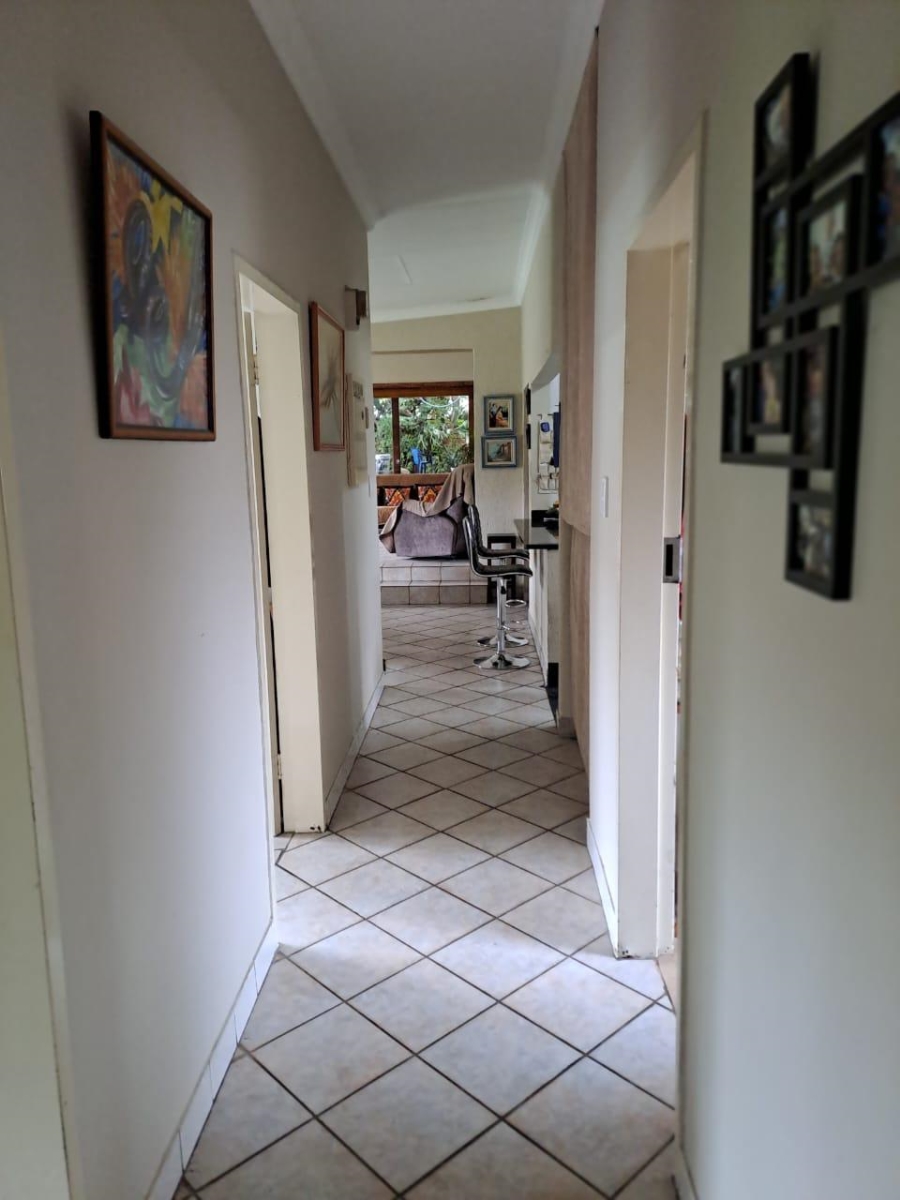 3 Bedroom Property for Sale in Aviary Hill KwaZulu-Natal