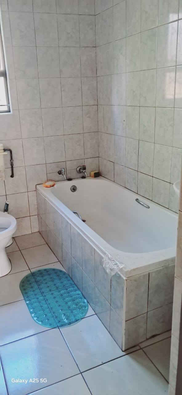To Let 3 Bedroom Property for Rent in Lovu KwaZulu-Natal