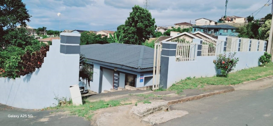 To Let 3 Bedroom Property for Rent in Lovu KwaZulu-Natal