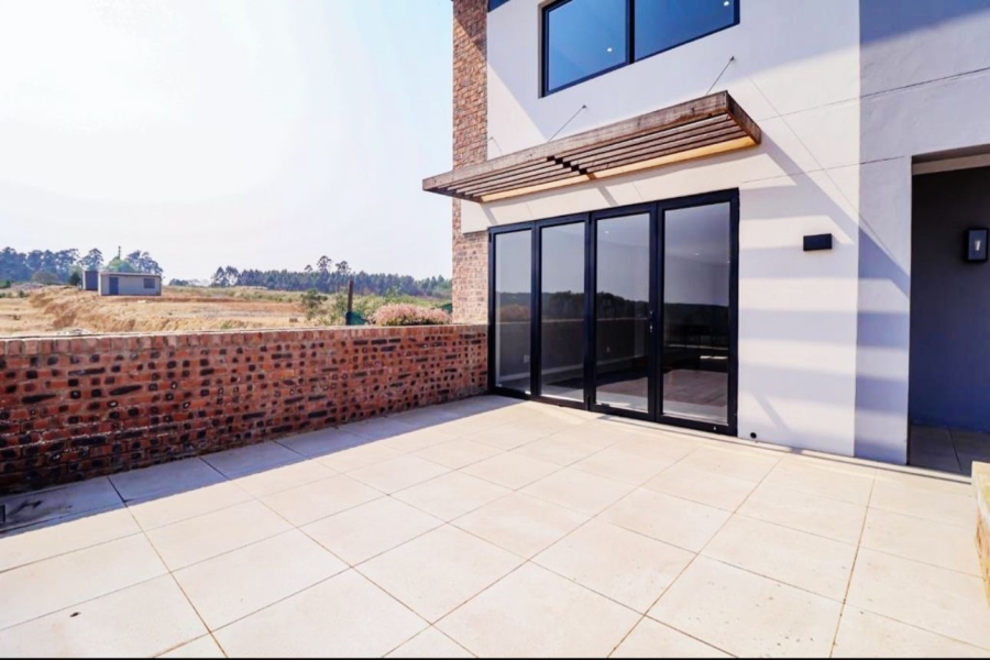 3 Bedroom Property for Sale in Leonard KwaZulu-Natal