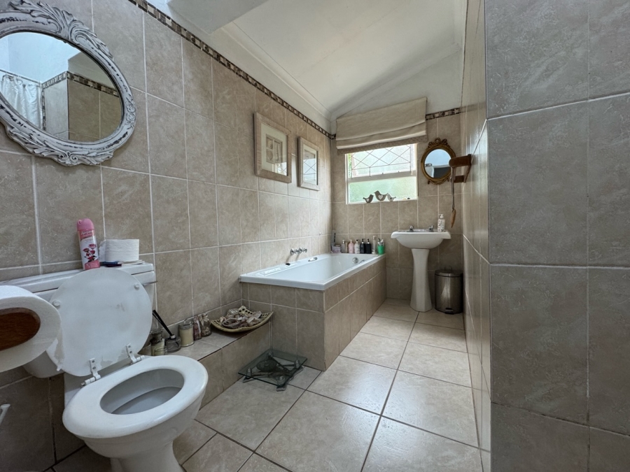 3 Bedroom Property for Sale in Forest Hills KwaZulu-Natal