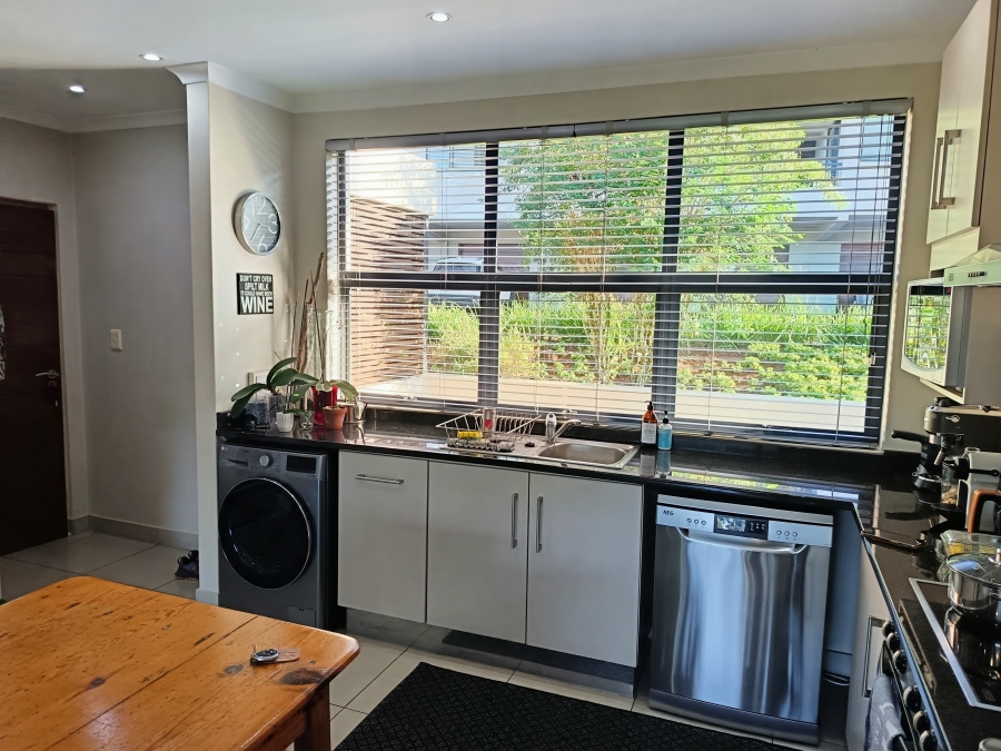 2 Bedroom Property for Sale in Hillcrest Central KwaZulu-Natal