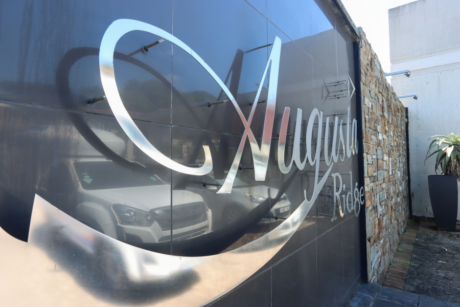 2 Bedroom Property for Sale in Hillcrest Central KwaZulu-Natal