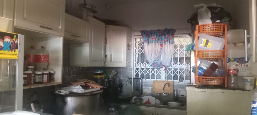 Commercial Property for Sale in Manaba Beach KwaZulu-Natal