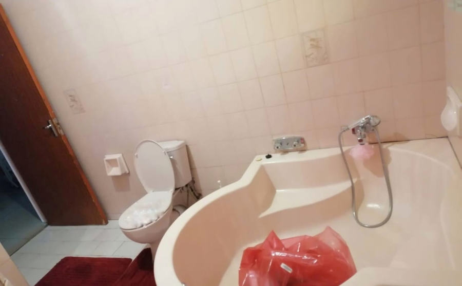 3 Bedroom Property for Sale in Acaciaville KwaZulu-Natal