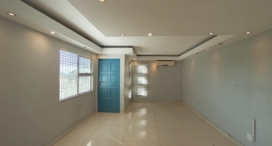 2 Bedroom Property for Sale in Amanzimtoti KwaZulu-Natal