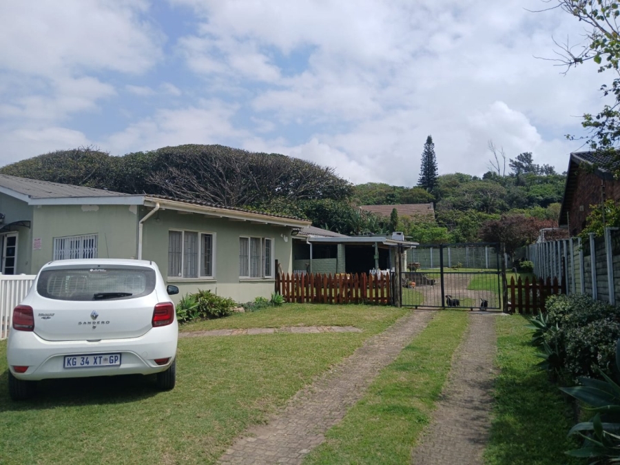 10 Bedroom Property for Sale in Hibberdene KwaZulu-Natal