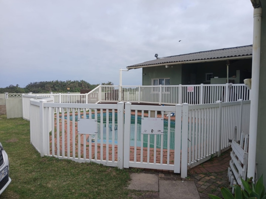 10 Bedroom Property for Sale in Hibberdene KwaZulu-Natal