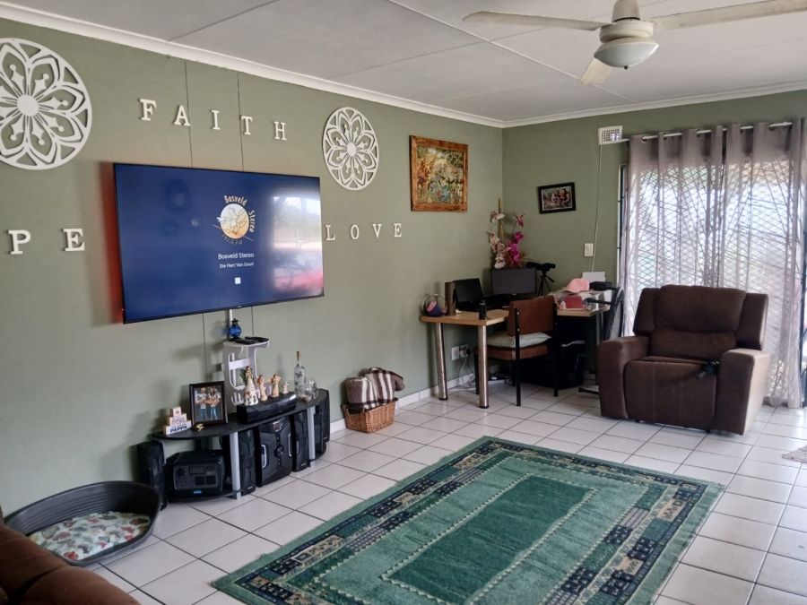 10 Bedroom Property for Sale in Hibberdene KwaZulu-Natal