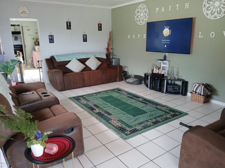 10 Bedroom Property for Sale in Hibberdene KwaZulu-Natal