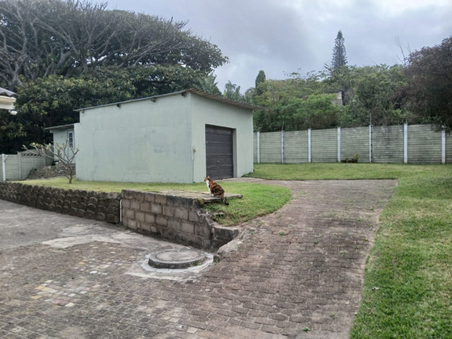 10 Bedroom Property for Sale in Hibberdene KwaZulu-Natal