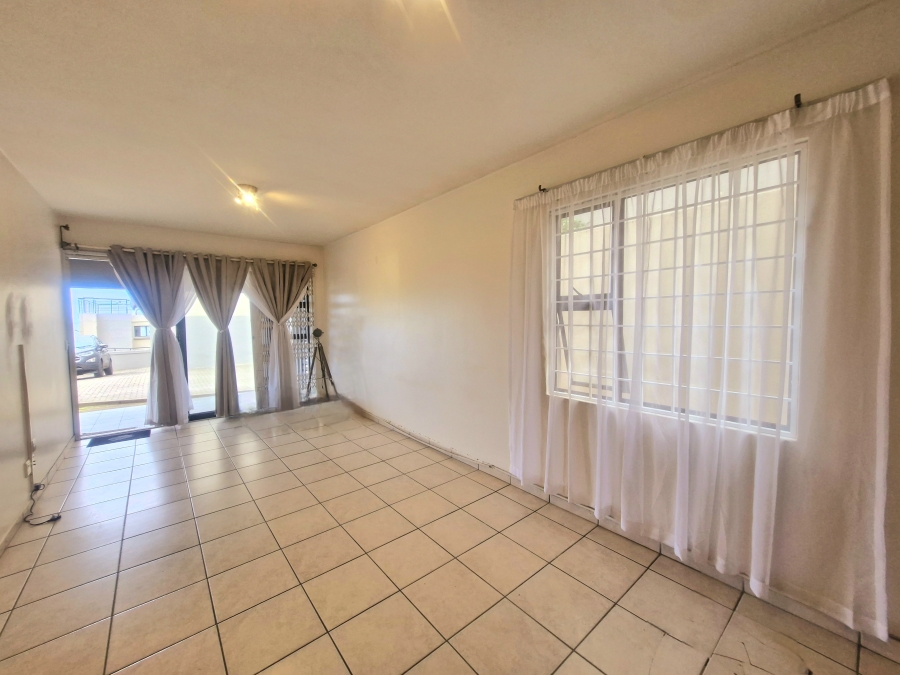 To Let 2 Bedroom Property for Rent in La Mercy KwaZulu-Natal
