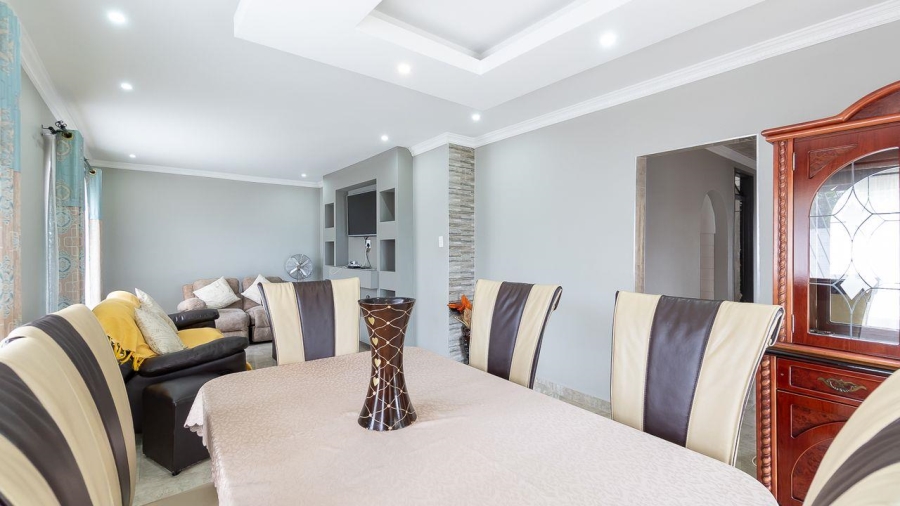 4 Bedroom Property for Sale in Shallcross KwaZulu-Natal