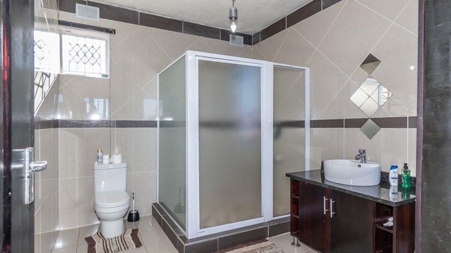 4 Bedroom Property for Sale in Burlington Heights KwaZulu-Natal