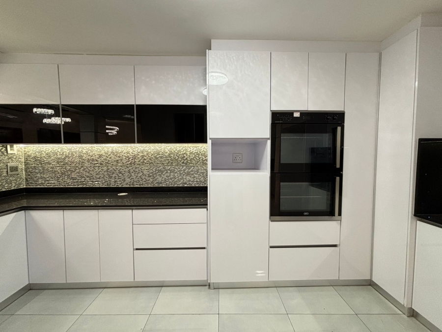 2 Bedroom Property for Sale in Glenwood KwaZulu-Natal