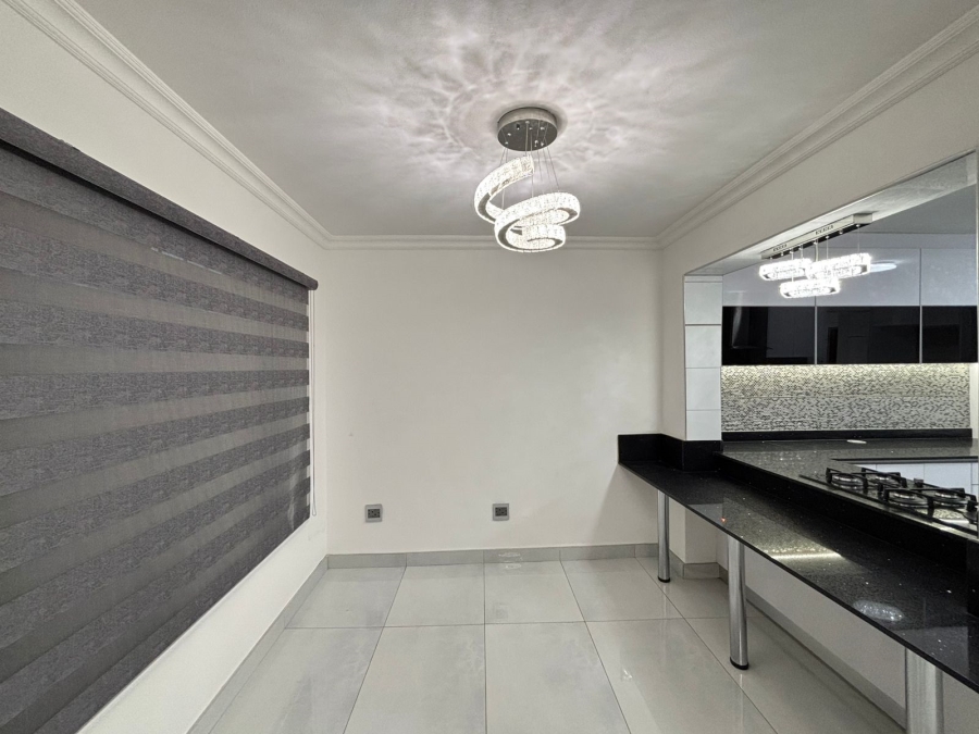 2 Bedroom Property for Sale in Glenwood KwaZulu-Natal