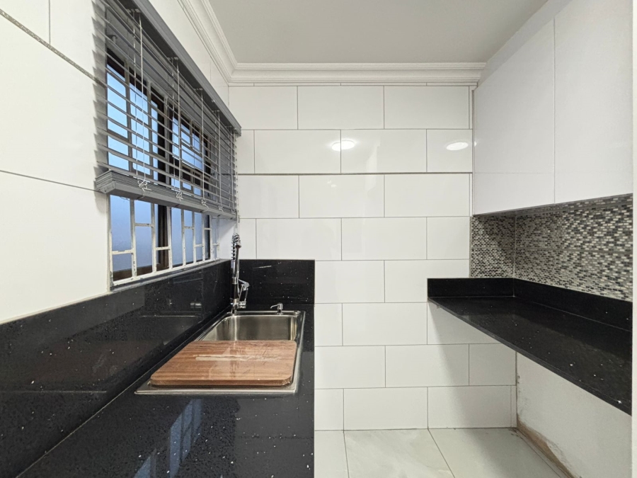 2 Bedroom Property for Sale in Glenwood KwaZulu-Natal