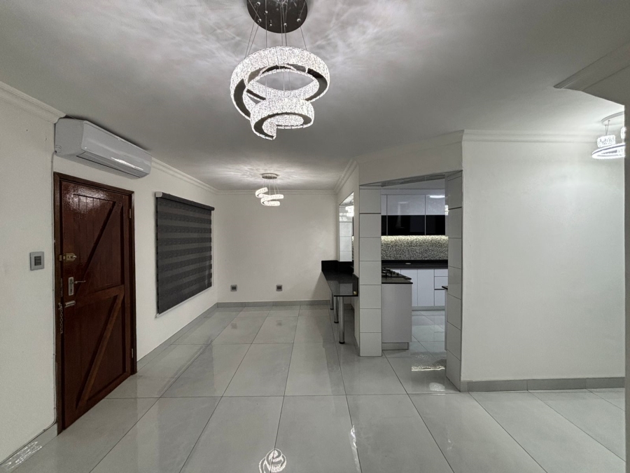 2 Bedroom Property for Sale in Glenwood KwaZulu-Natal