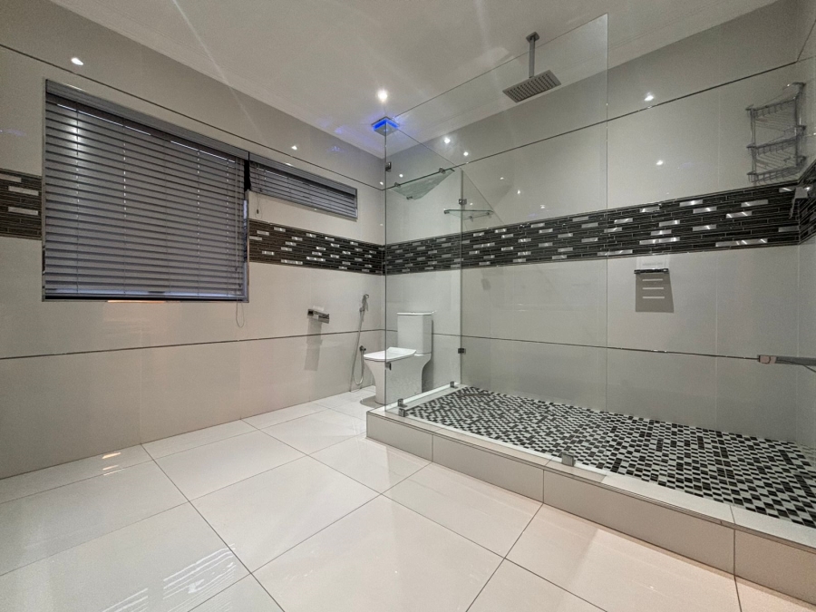 2 Bedroom Property for Sale in Glenwood KwaZulu-Natal