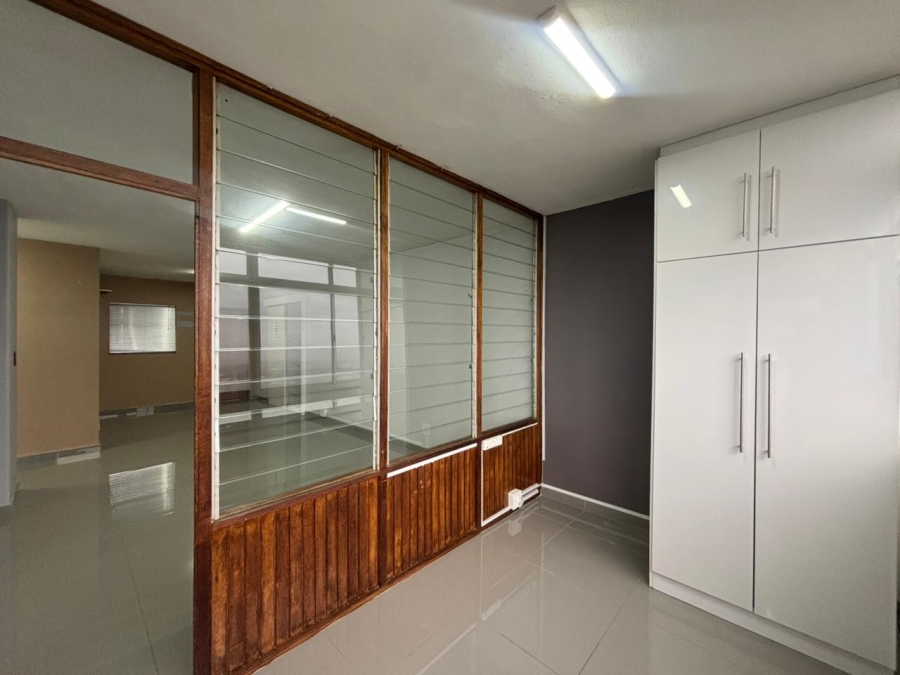 To Let 2 Bedroom Property for Rent in Morningside KwaZulu-Natal